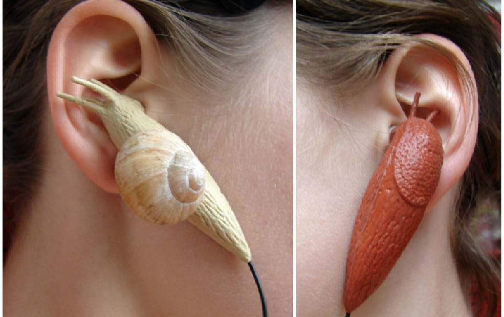 snail-and-slug-headphones-2-985x620.jpg