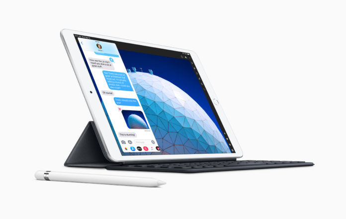 Apple-iPad-Air-2019-White-With-Smart-Keyboard-Apple-Pencil-696x441.jpg